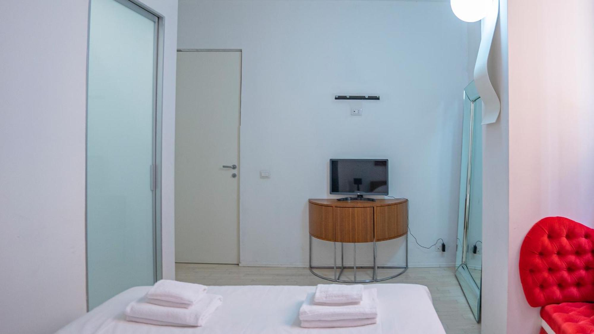 Stylish Apartment Close To Piazza Navona ローマ エクステリア 写真
