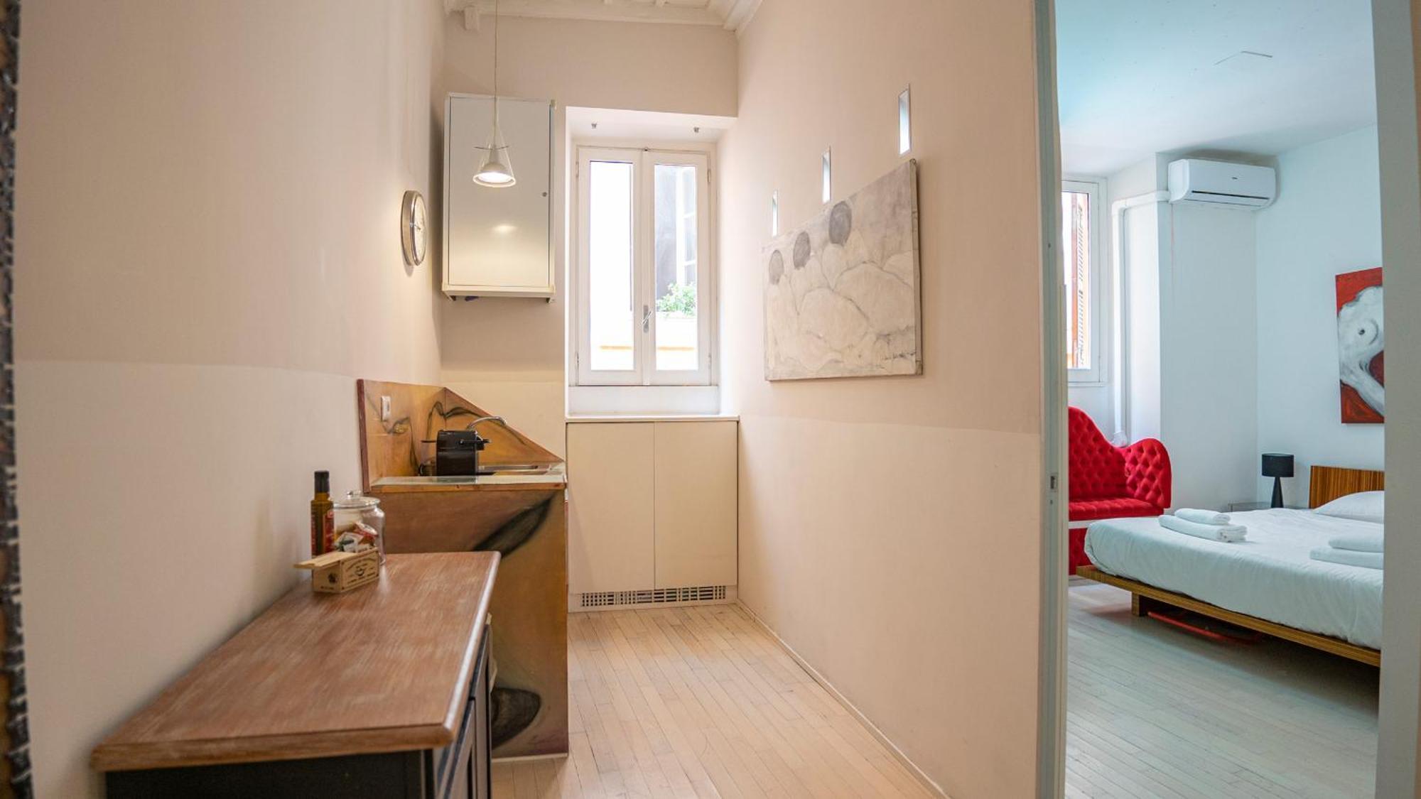 Stylish Apartment Close To Piazza Navona ローマ エクステリア 写真